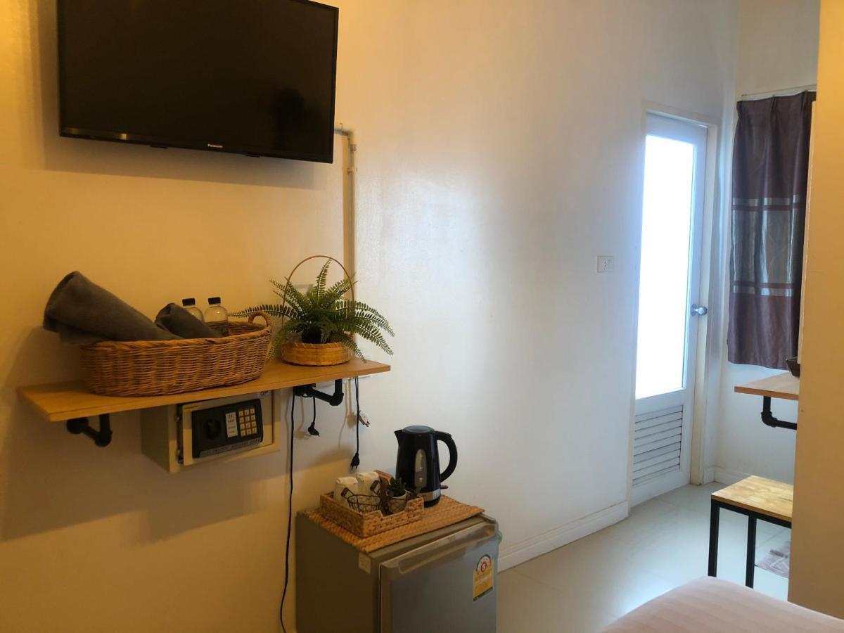 Hostel Samed Big Whale Rayong Exterior foto