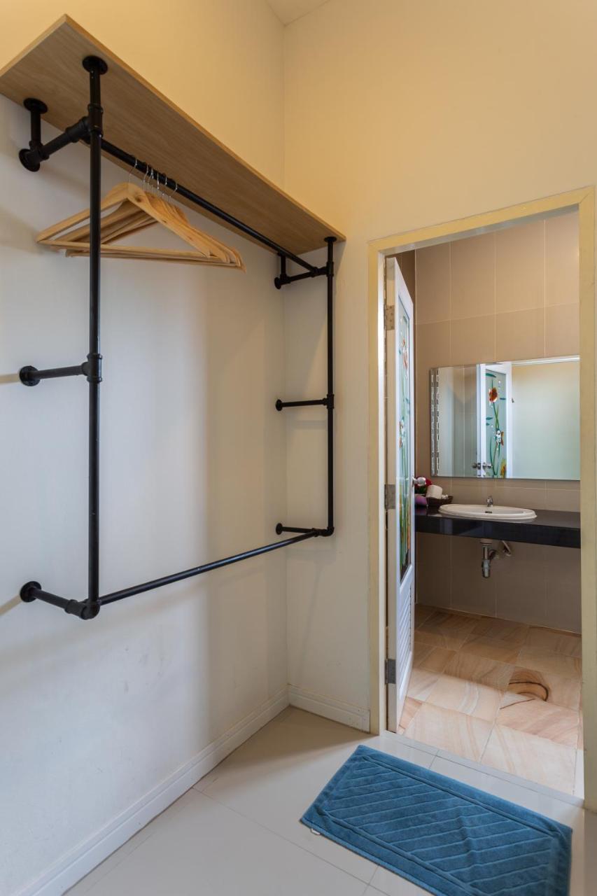 Hostel Samed Big Whale Rayong Exterior foto